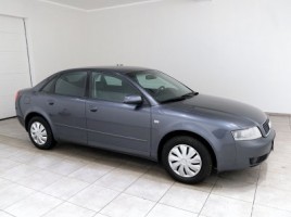 Audi A4 седан