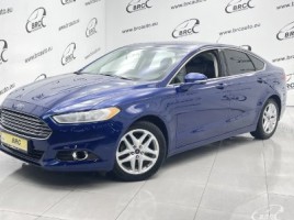 Ford Fusion седан