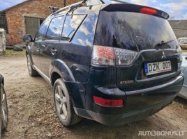 Mitsubishi Outlander | 1