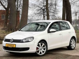 Volkswagen Golf hatchback