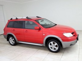 Mitsubishi Outlander cross-country