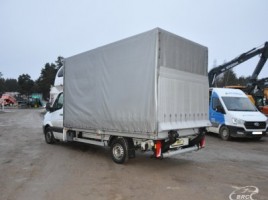 Mercedes-Benz Sprinter | 4