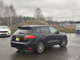 Porsche Cayenne | 1