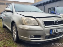 Toyota Avensis universalas