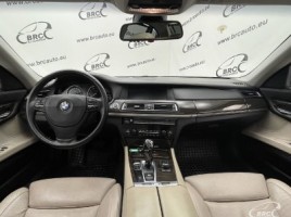 BMW 740 | 2