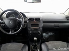 Mercedes-Benz A180 | 4