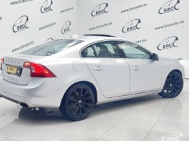 Volvo S60 | 1