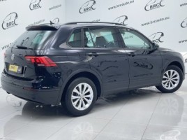 Volkswagen Tiguan внедорожник