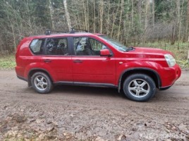 Nissan X-Trail cross-country