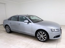 Audi A4 sedanas