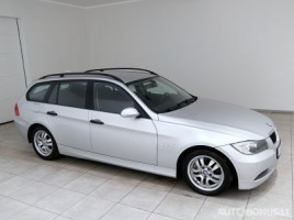 BMW 320 universalas