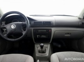 Volkswagen Passat | 4