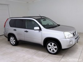 Nissan X-Trail visureigis