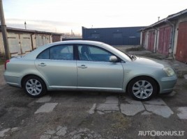 Toyota Avensis saloon