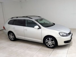 Volkswagen Golf universalas