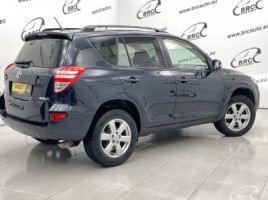 Toyota RAV4 | 1