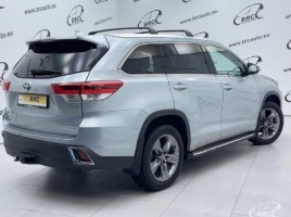 Toyota Highlander | 1