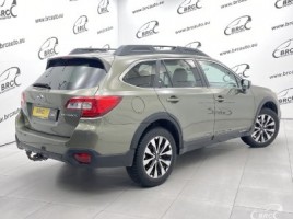 Subaru Outback cross-country