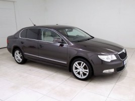 Skoda Superb sedanas