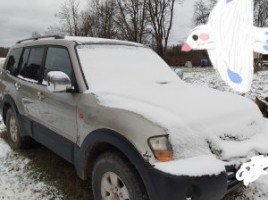 Mitsubishi Pajero внедорожник