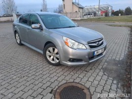 Subaru Legacy седан