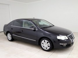 Volkswagen Passat saloon