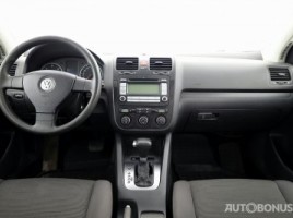 Volkswagen Golf | 4