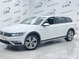 Volkswagen Passat universalas