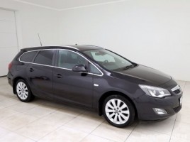 Opel Astra universalas