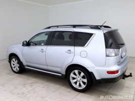 Mitsubishi Outlander | 3