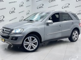 Mercedes-Benz ML350 cross-country