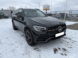 Mercedes-Benz GLC300 | 2