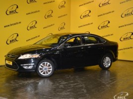 Ford Mondeo saloon