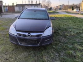 Opel Astra universalas