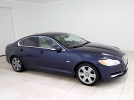 Jaguar XF sedanas