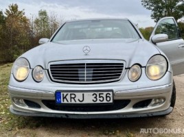 Mercedes-Benz E220, Sedanas | 3