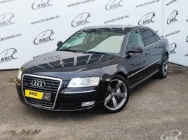 Audi A8 sedanas