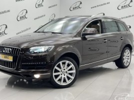 Audi Q7 cross-country