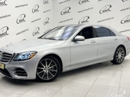 Mercedes-Benz S560 седан