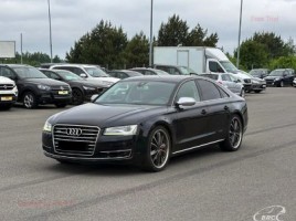 Audi A8 седан