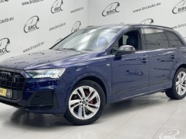 Audi Q7 visureigis