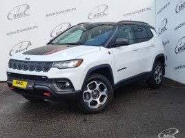 Jeep Compass cross-country