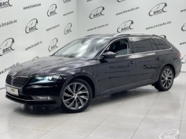 Skoda Superb universalas