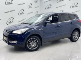 Ford Kuga внедорожник