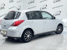 Nissan Tiida | 4