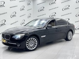 BMW 730 седан