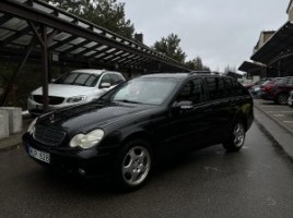 Mercedes-Benz C180