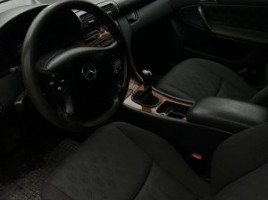 Mercedes-Benz C180 | 4