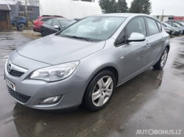 Opel Astra hečbekas