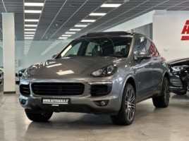 Porsche Cayenne cross-country